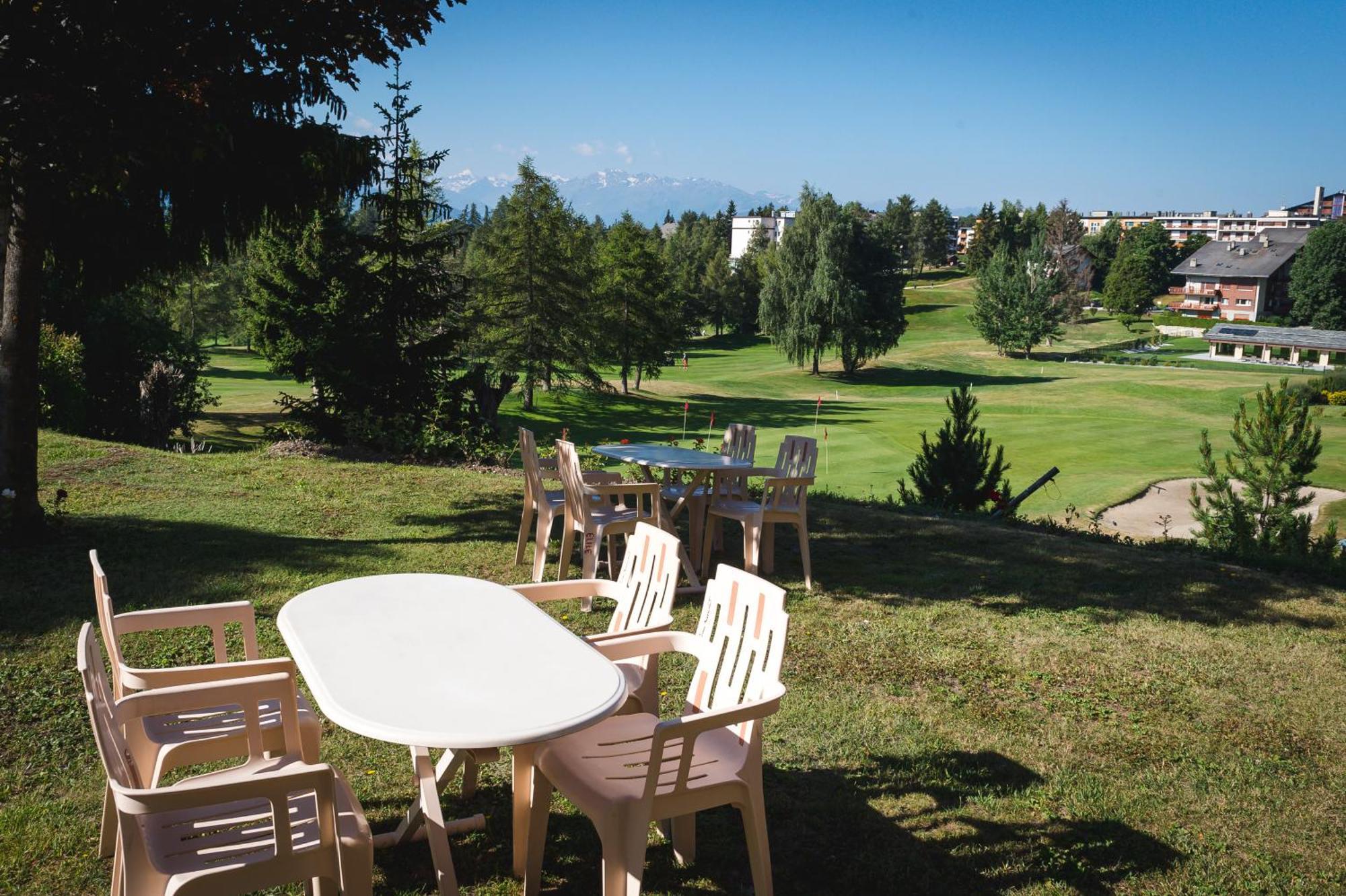 Hotel Elite Crans-Montana Exterior photo